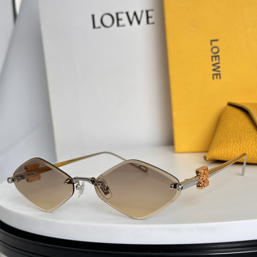 LOEWE Sunglasses(AAAA)-422