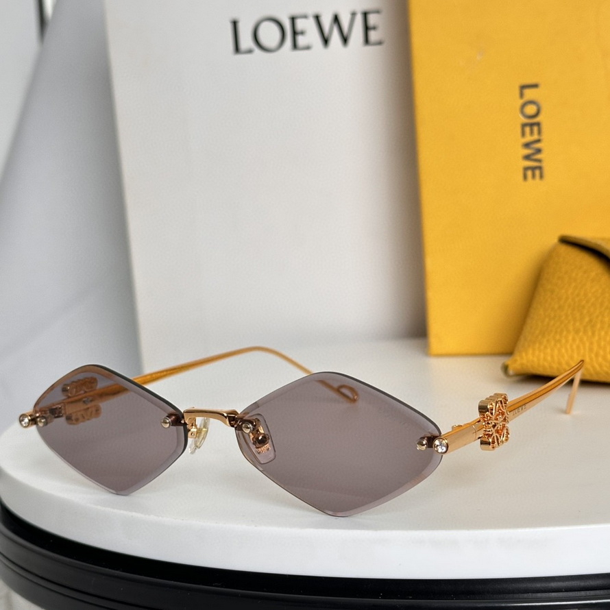 LOEWE Sunglasses(AAAA)-418
