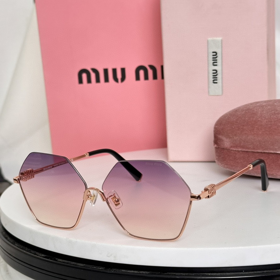 MiuMiu Sunglasses(AAAA)-082