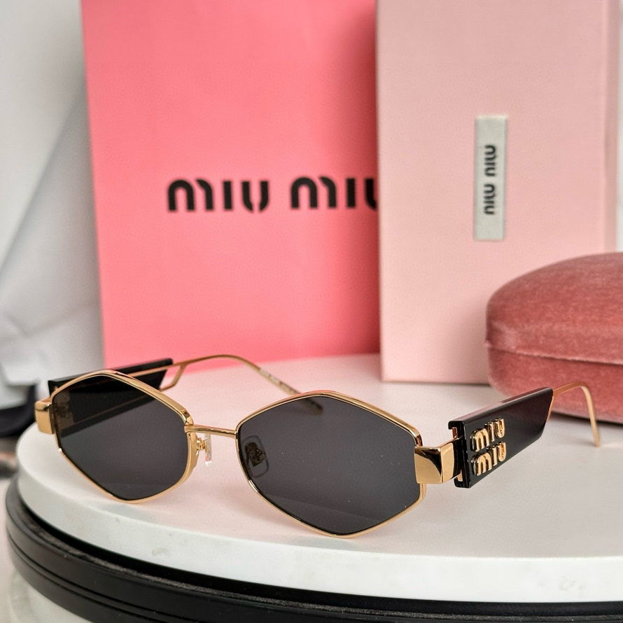 MiuMiu Sunglasses(AAAA)-017
