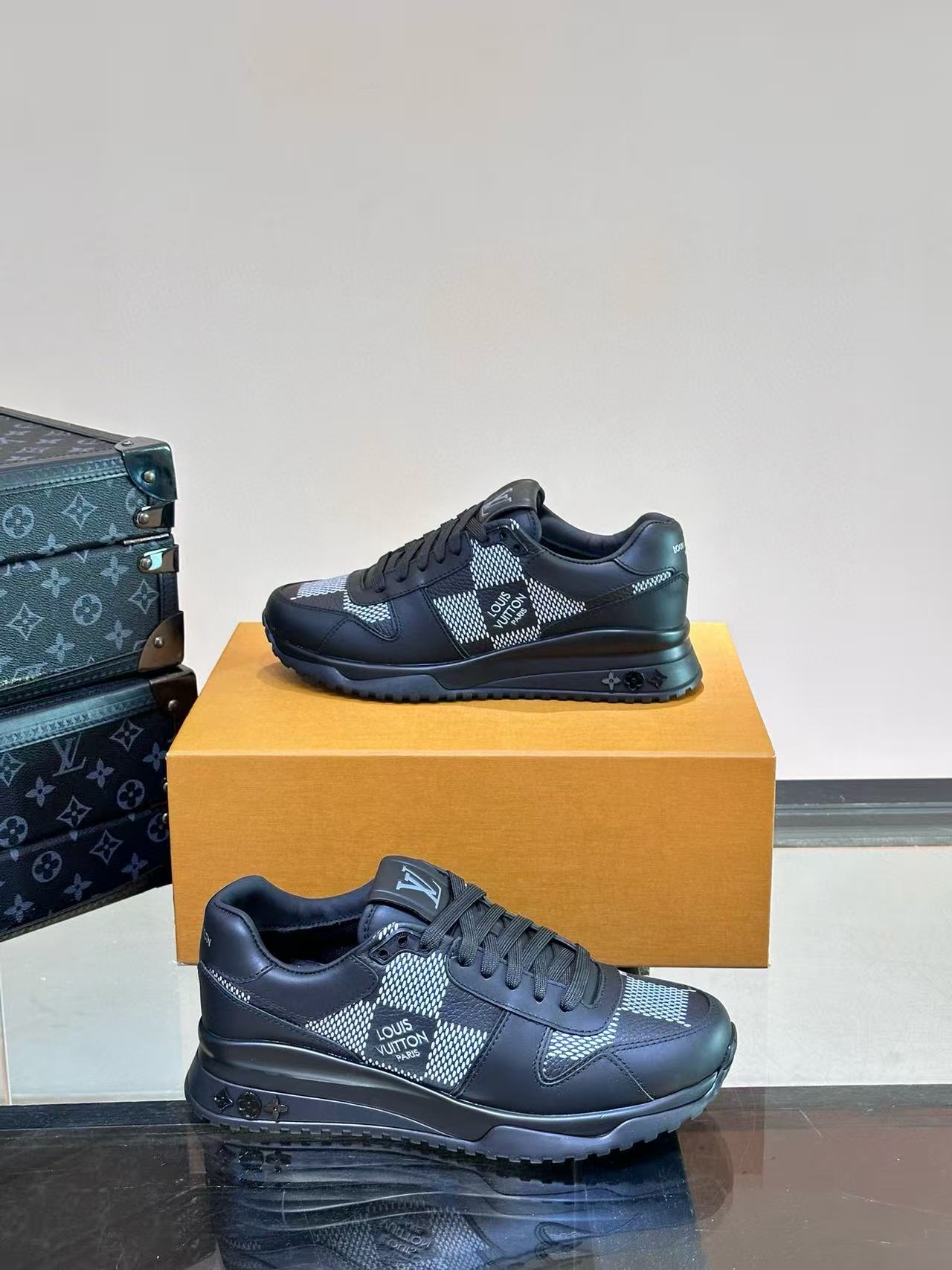 LV Shoes(AAA)-1235
