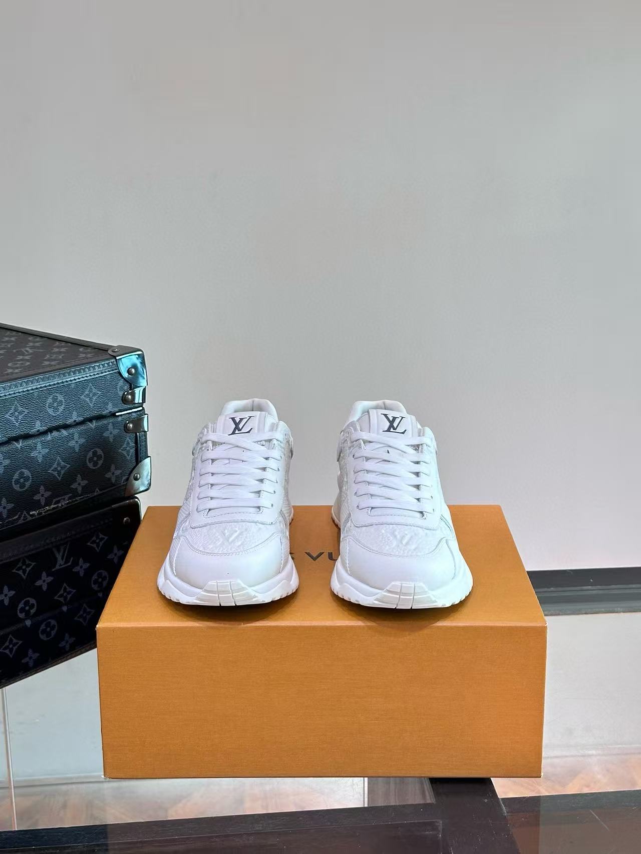 LV Shoes(AAA)-1243