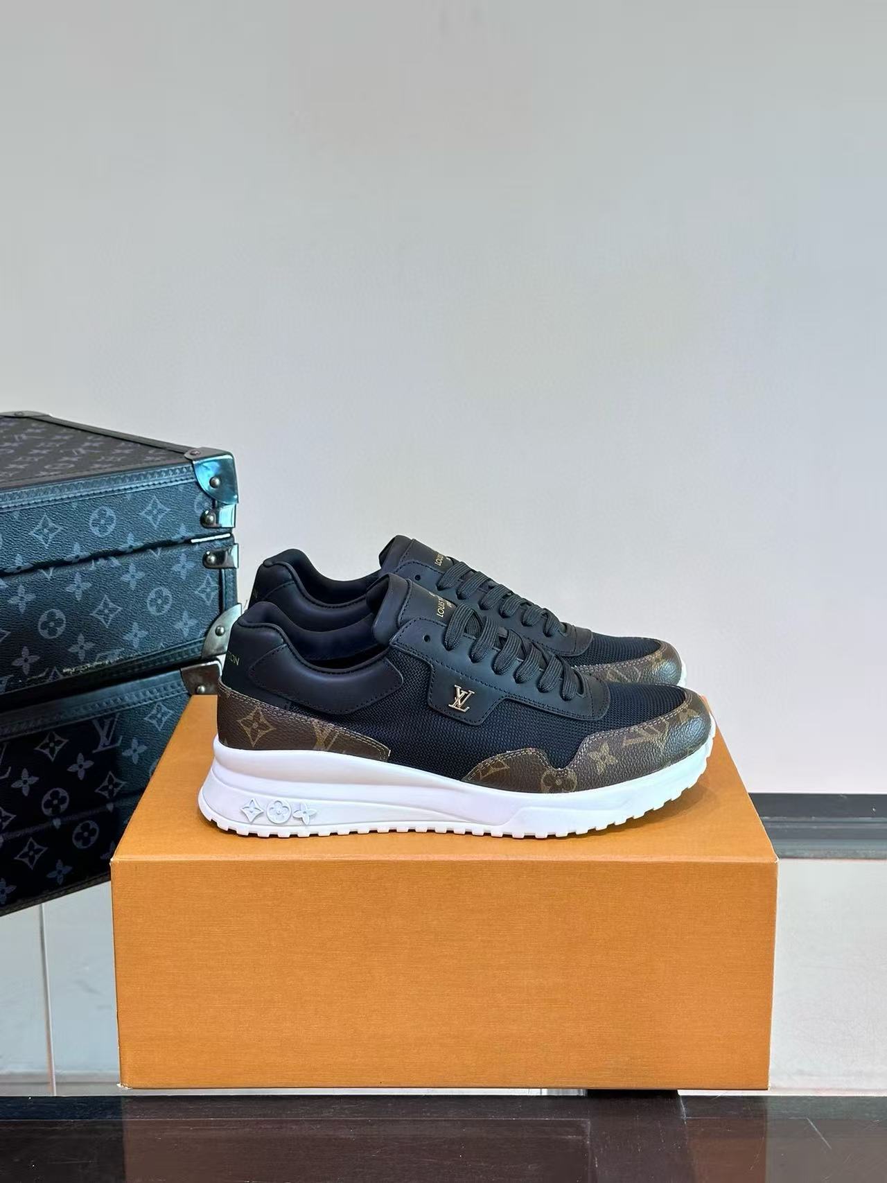LV Shoes(AAA)-1244