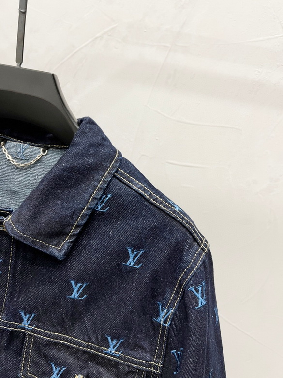 LV Jacket-038
