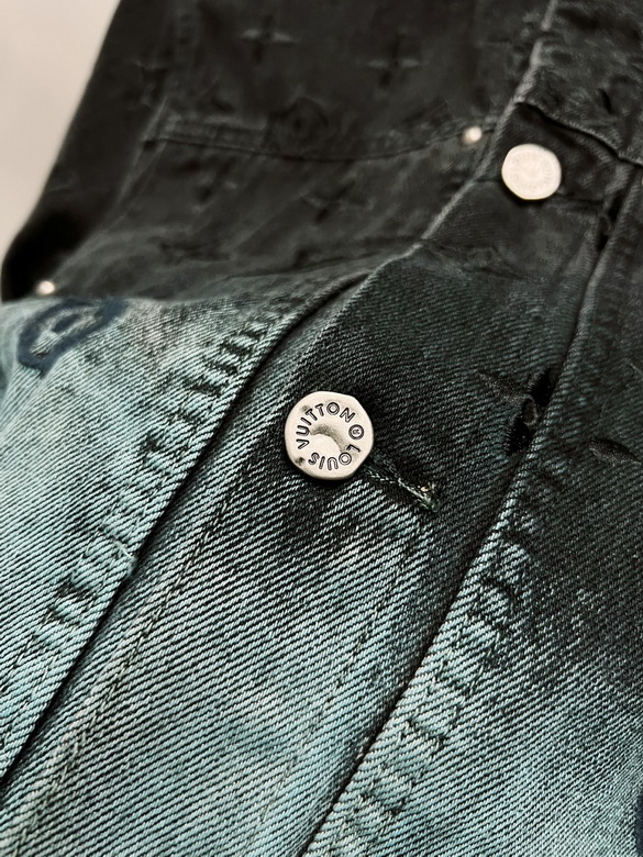 LV Jacket-039