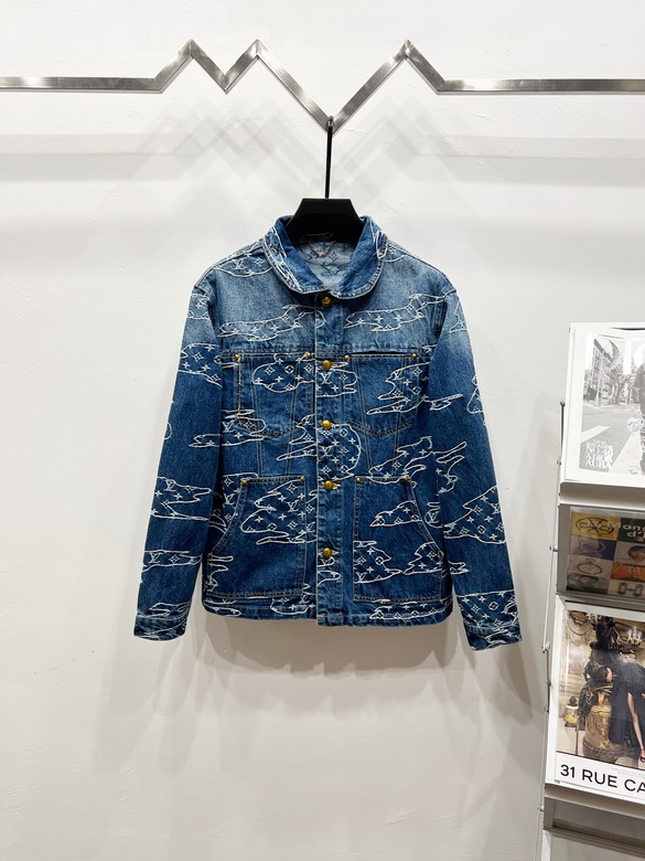 LV Jacket-044