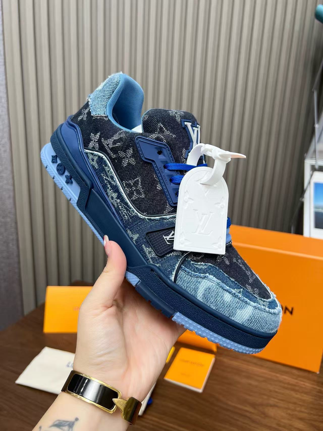 LV Shoes(AAA)-1248