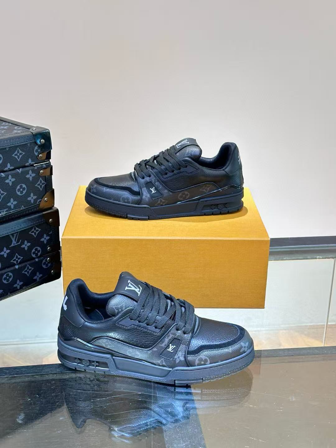 LV Shoes(AAA)-1249