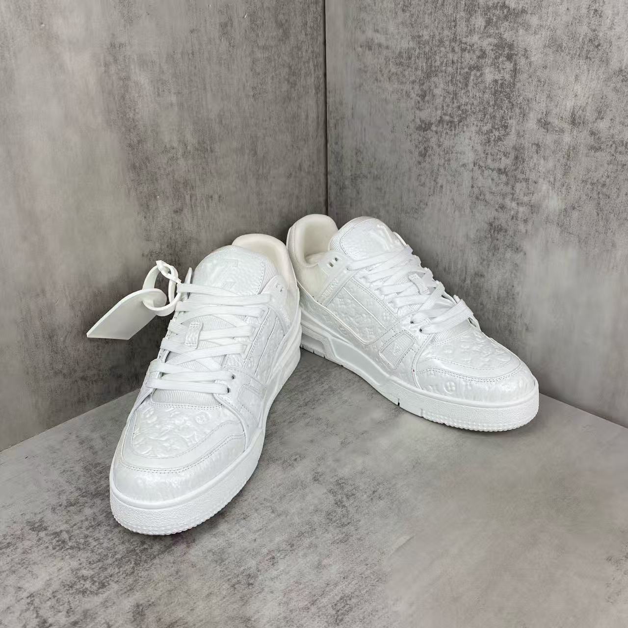 LV Shoes(AAA)-1250