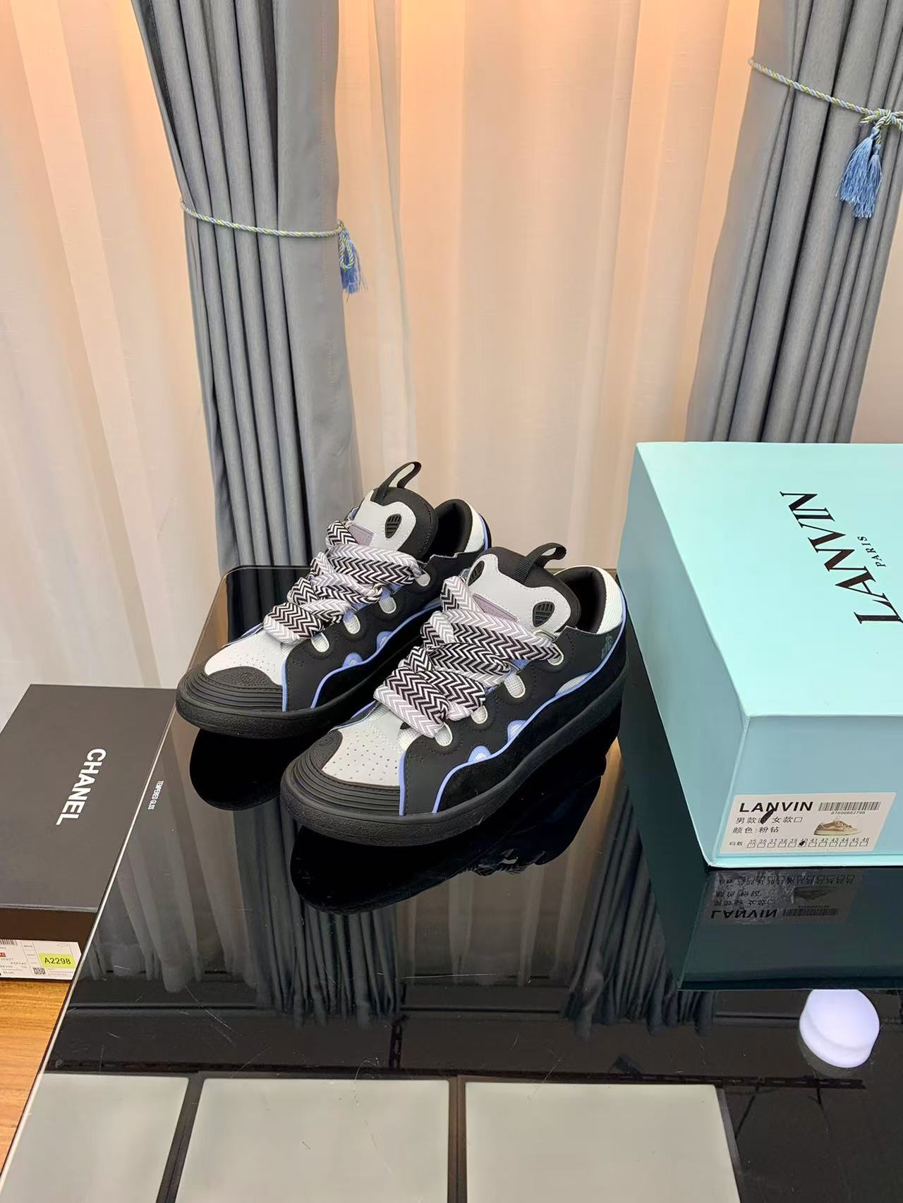 Lanvin Shoes-001