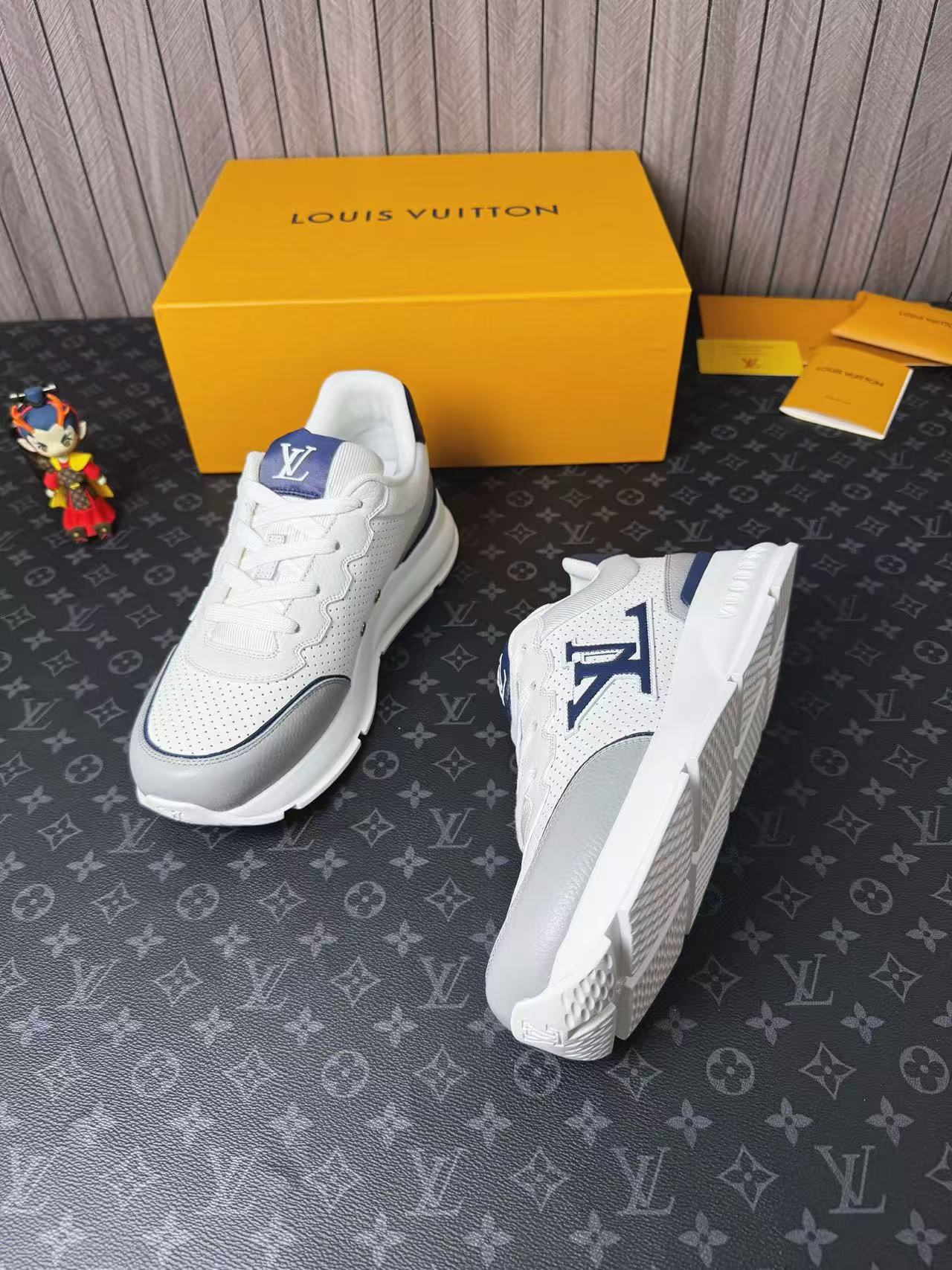 LV Shoes(AAA)-1275