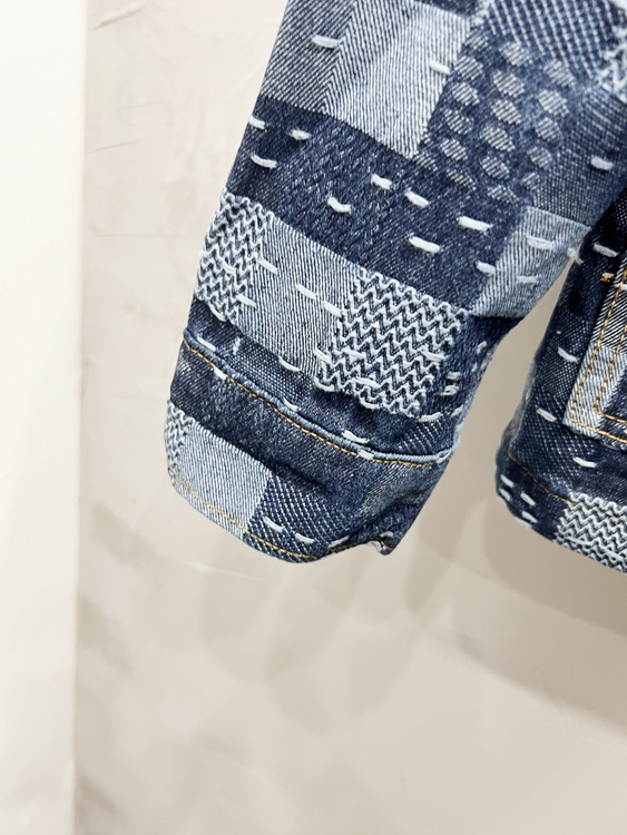 LV Jacket-129