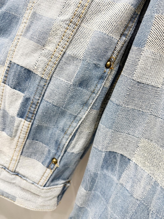 LV Jacket-151