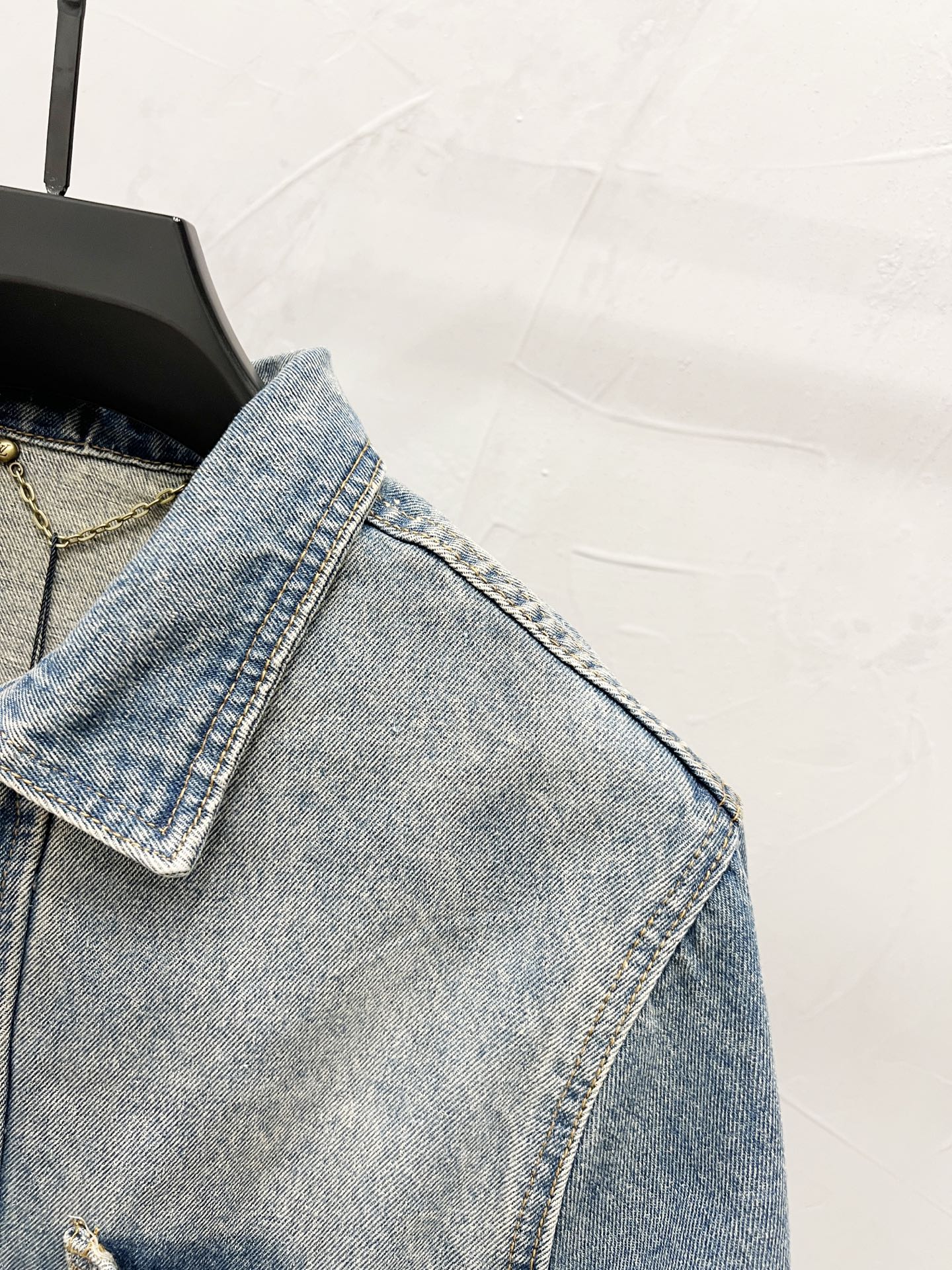 LV Jacket-159