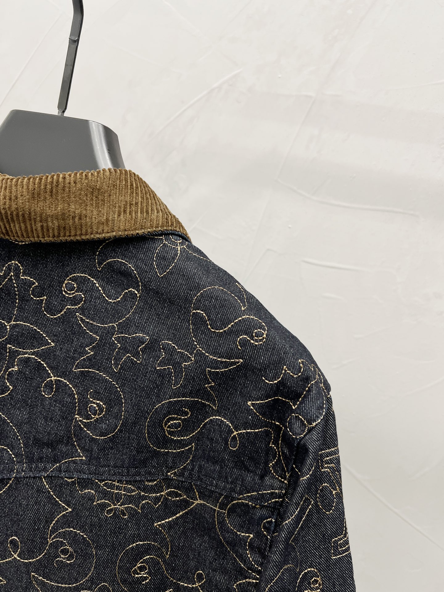 LV Jacket-166