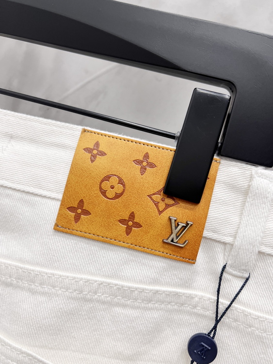 LV Jeans-109