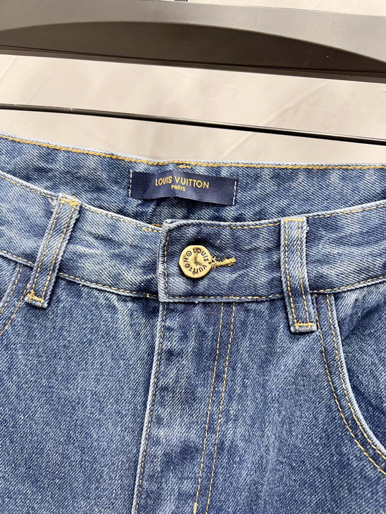 LV Jeans-119