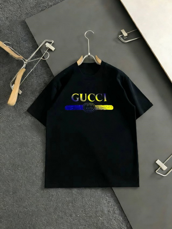 GUCCI T-shirts-240