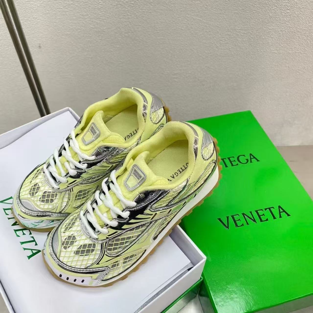 Bottega Veneta Shoes(AAA)-059