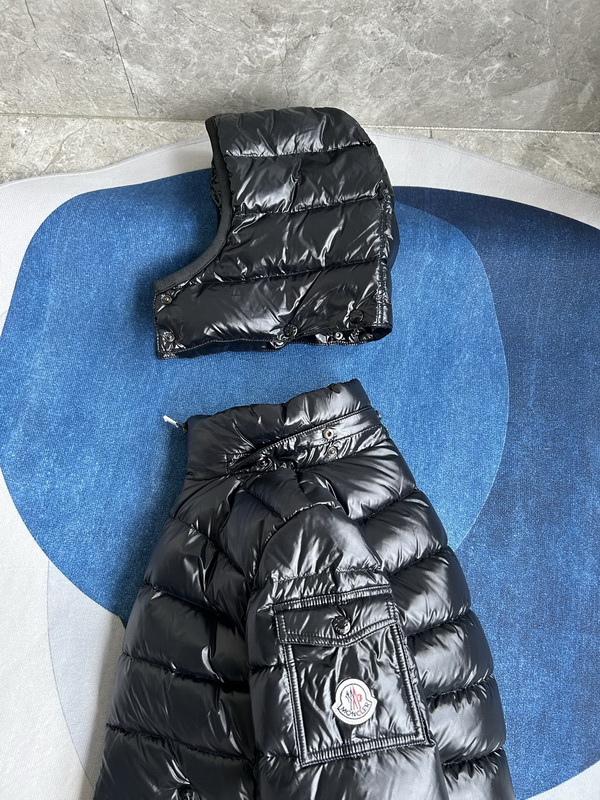 Moncler Coat(Women)-139