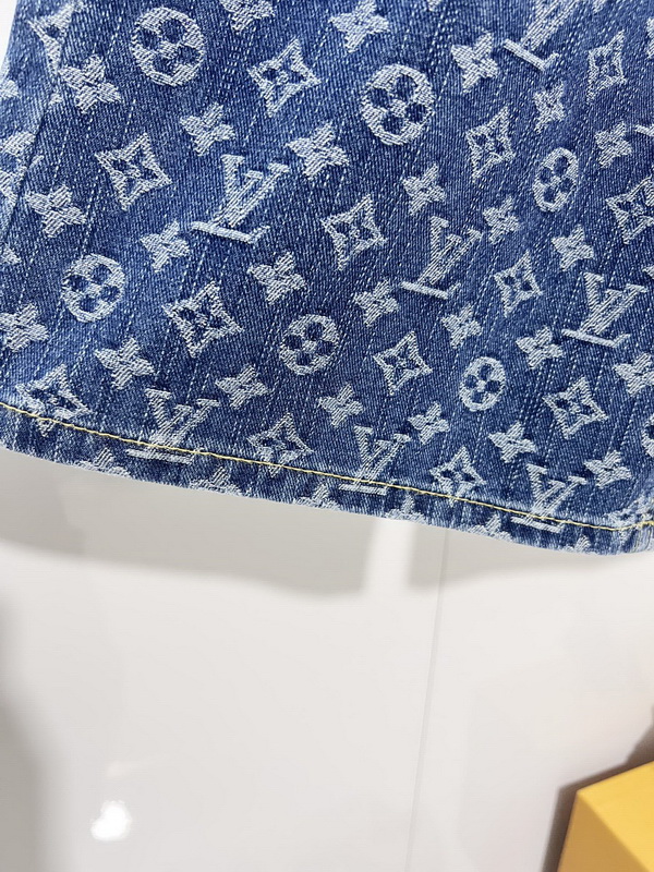 LV Short Jeans-004