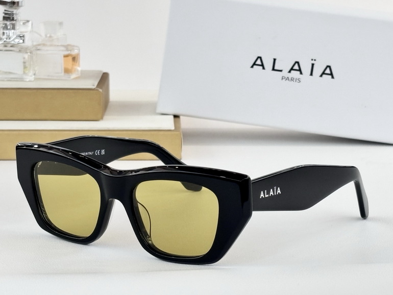 ALAIA Sunglasses(AAAA)-009