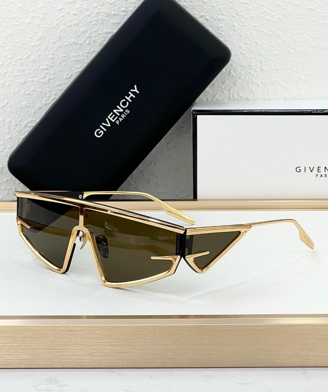 GIVENCHY Sunglasses(AAAA)-113