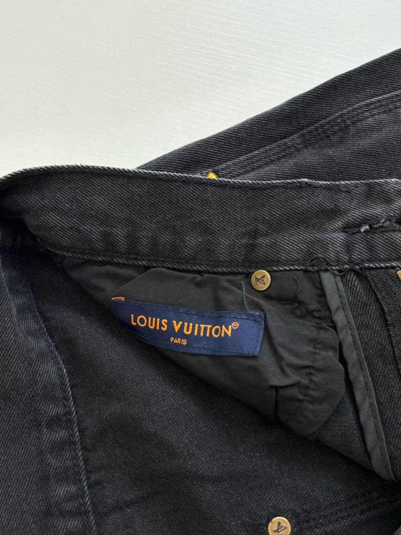LV Short Jeans-006