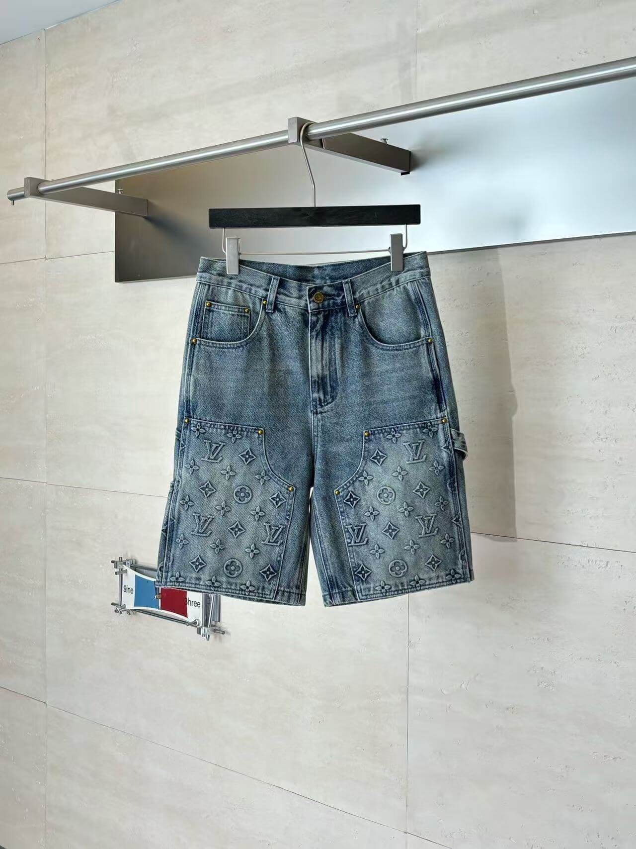 LV Short Jeans-007