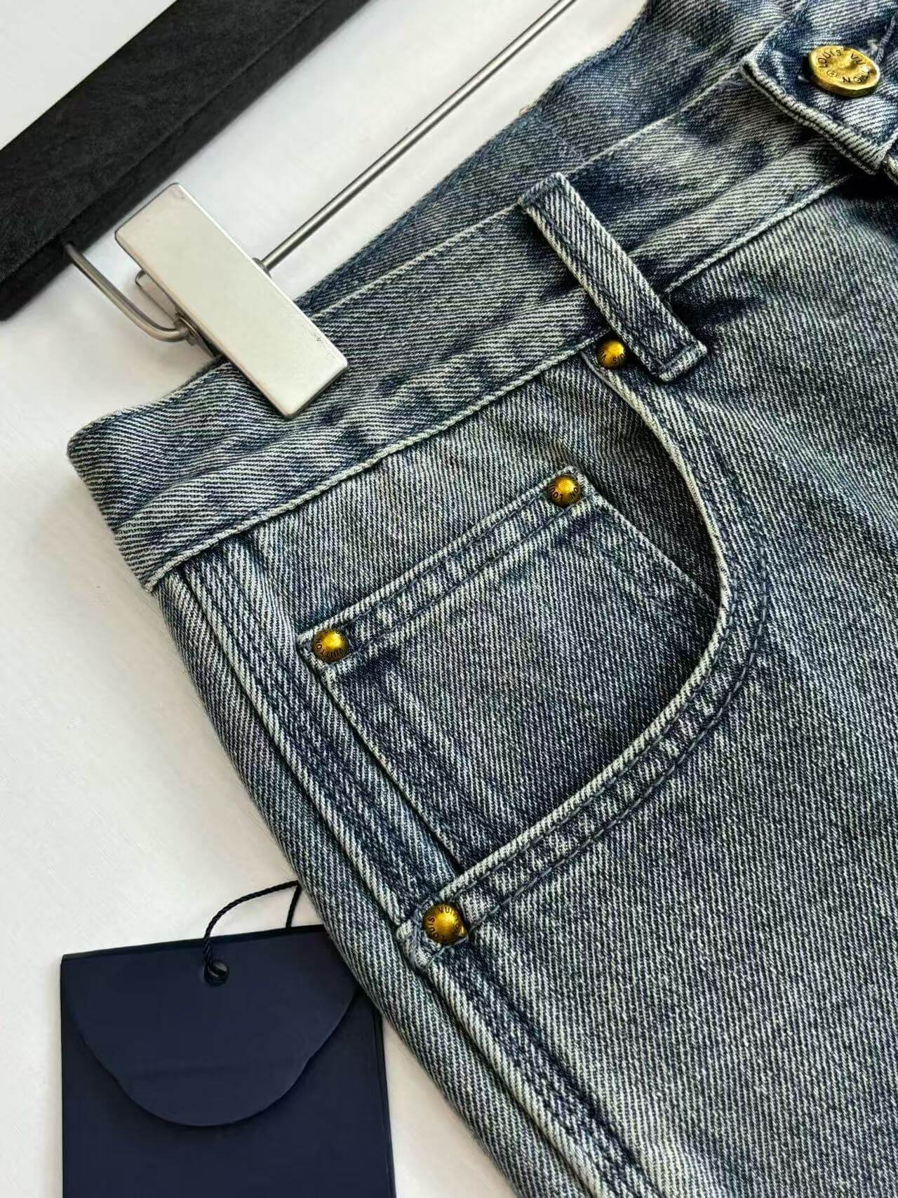 LV Short Jeans-007