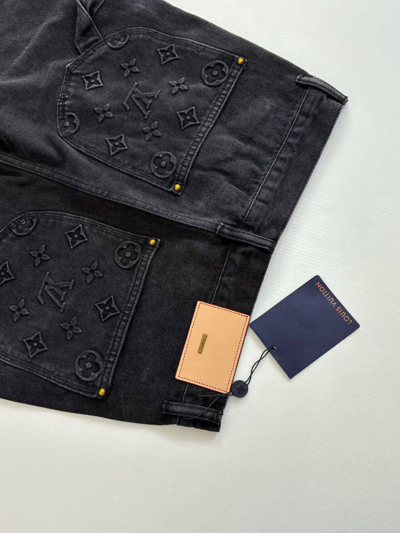 LV Short Jeans-006