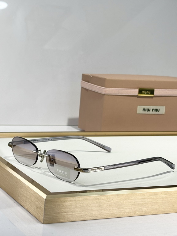 MIUMIU Sunglasses(AAAA)-687