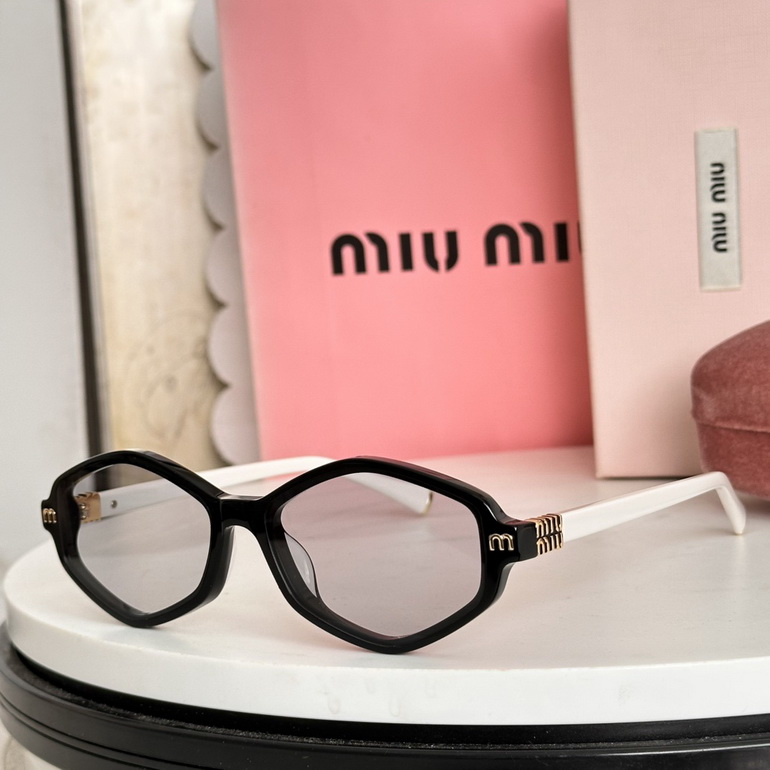 MIUMIU Sunglasses(AAAA)-116