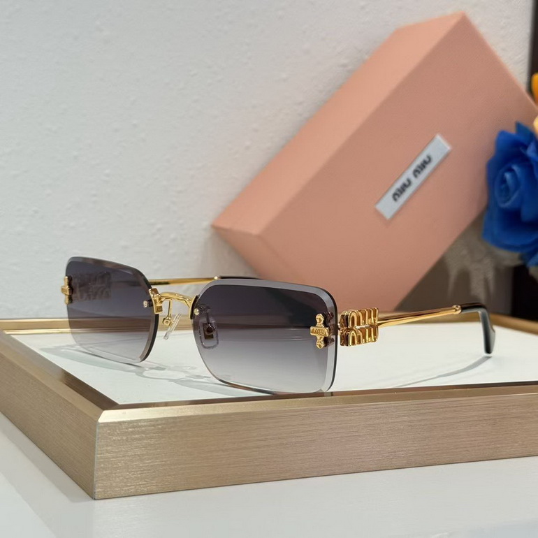 MIUMIU Sunglasses(AAAA)-057