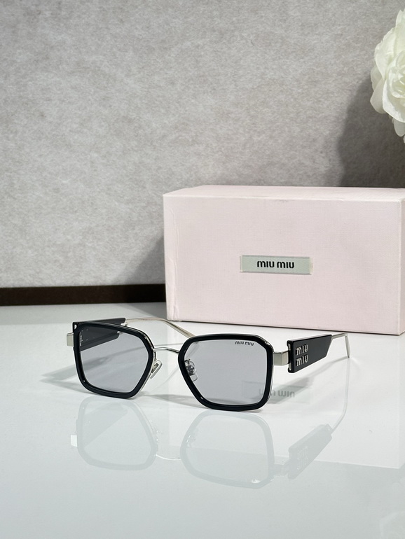 MIUMIU Sunglasses(AAAA)-2082