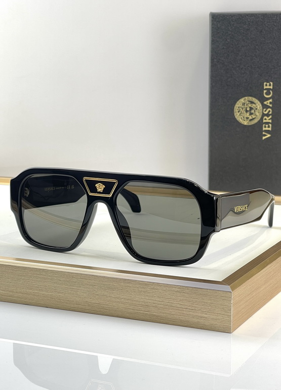 VERSACE Sunglasses(AAAA)-631