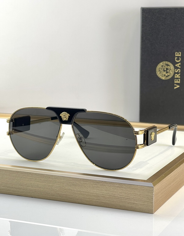 VERSACE Sunglasses(AAAA)-617