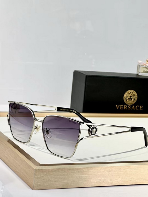 VERSACE Sunglasses(AAAA)-614