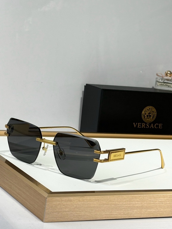 VERSACE Sunglasses(AAAA)-330