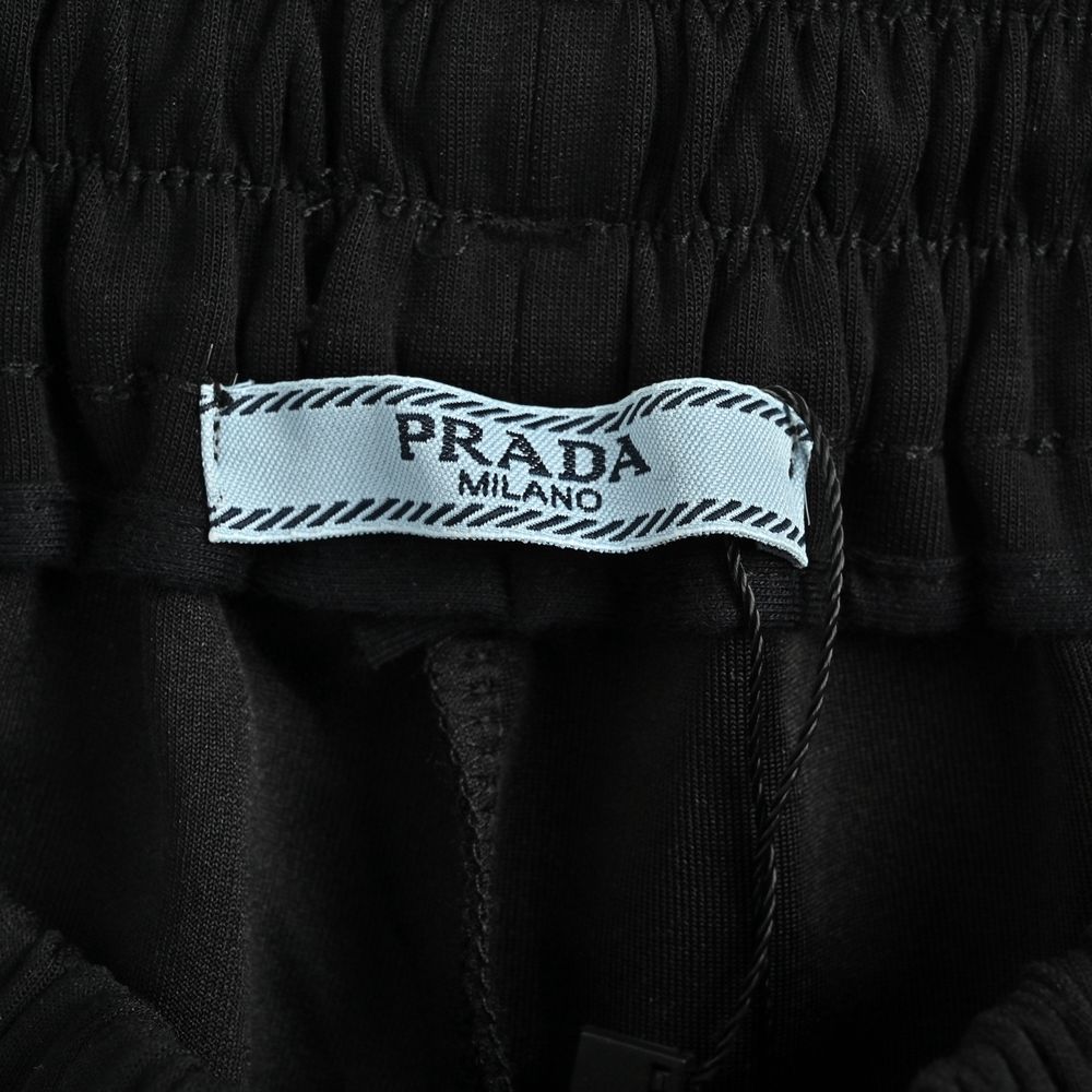 Prada Shorts-052