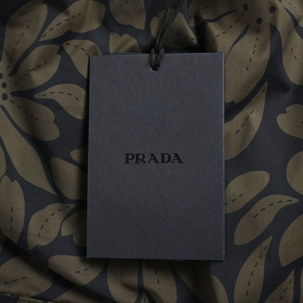 Prada Shorts-066