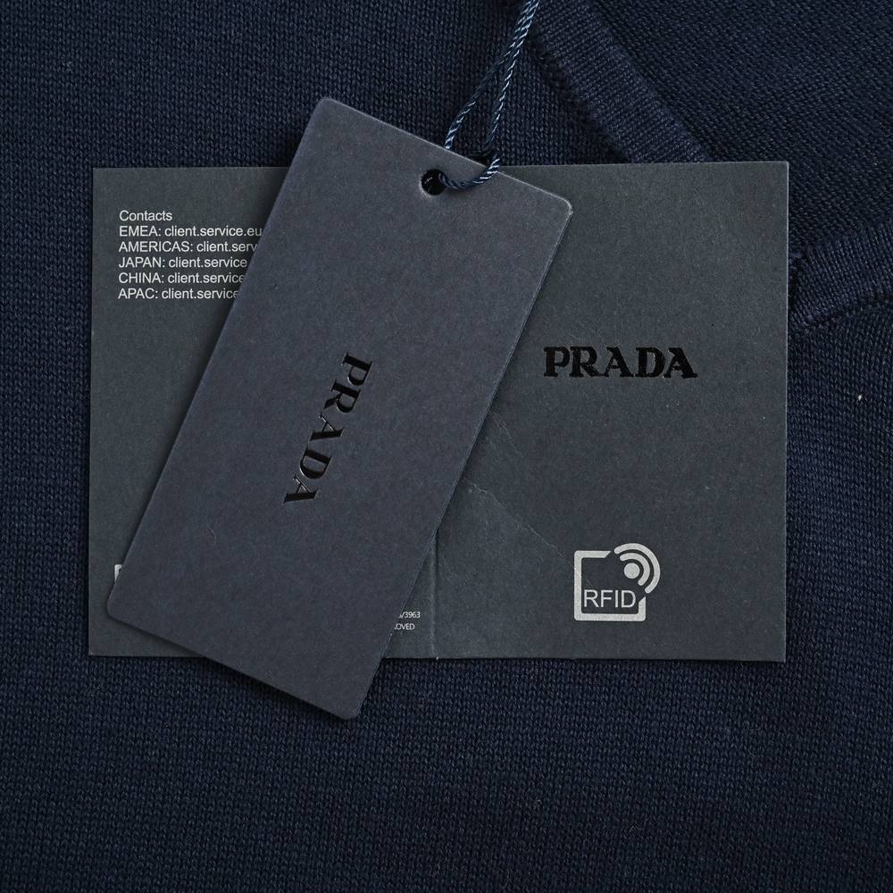 Prada Polo-061